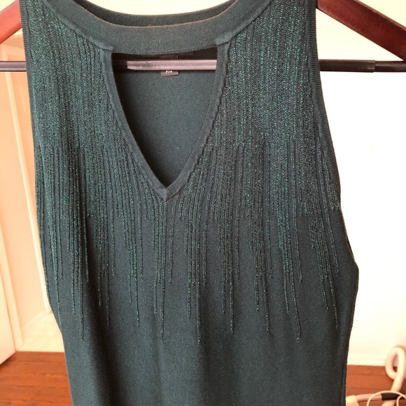 Le Chateau Sleeveless Top with metallic detail - Picture 5 of 6